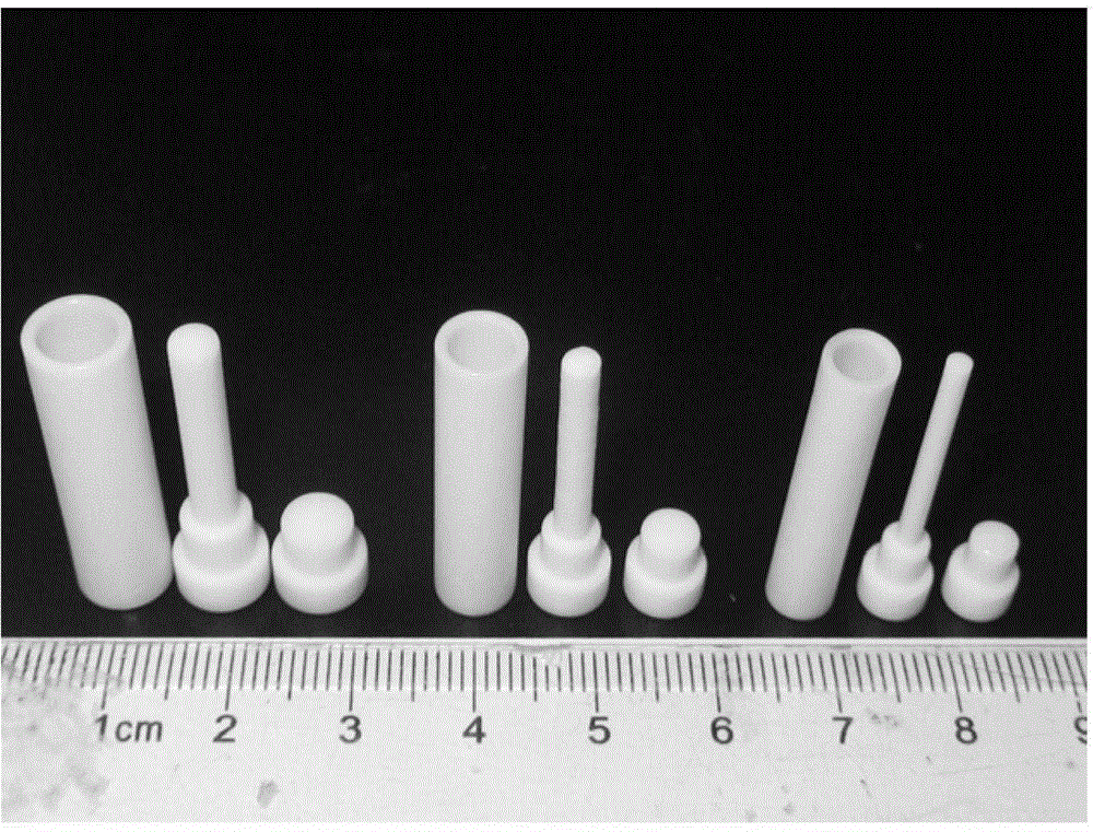 Preparation method of porous nano-fiber tubular scaffold