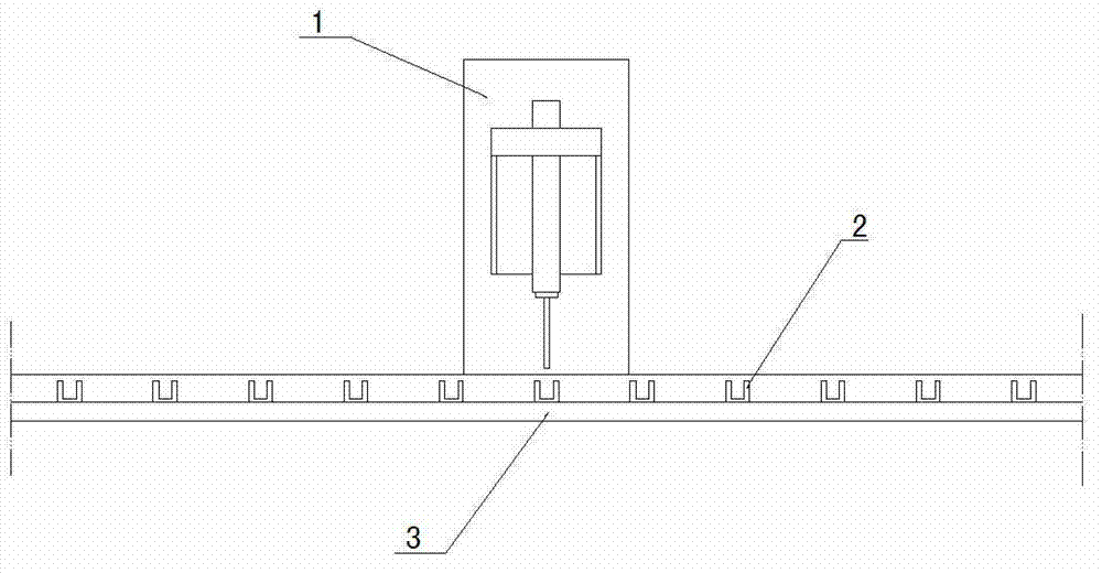 Automatic glue dispensing device and method