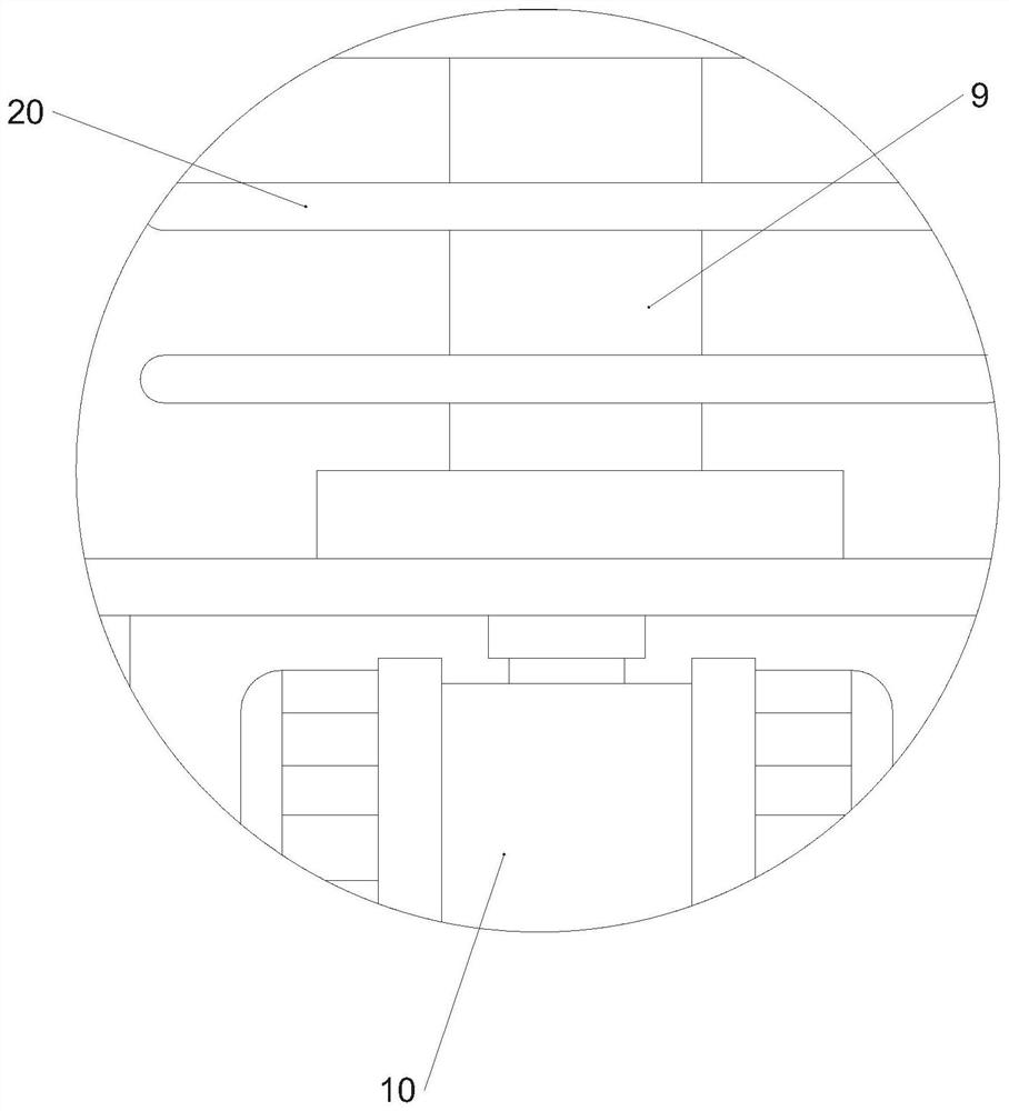 Automatic feeding apparatus for bread production