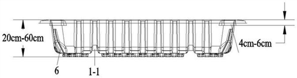 Plastic uptake tray with anti-dripping and anti-collision bottom