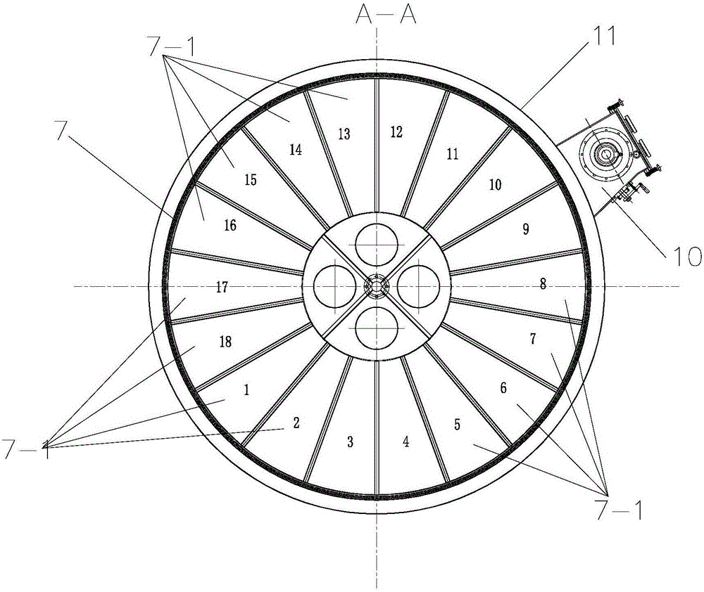 Continuous countercurrent extraction device for traditional Chinese medicine