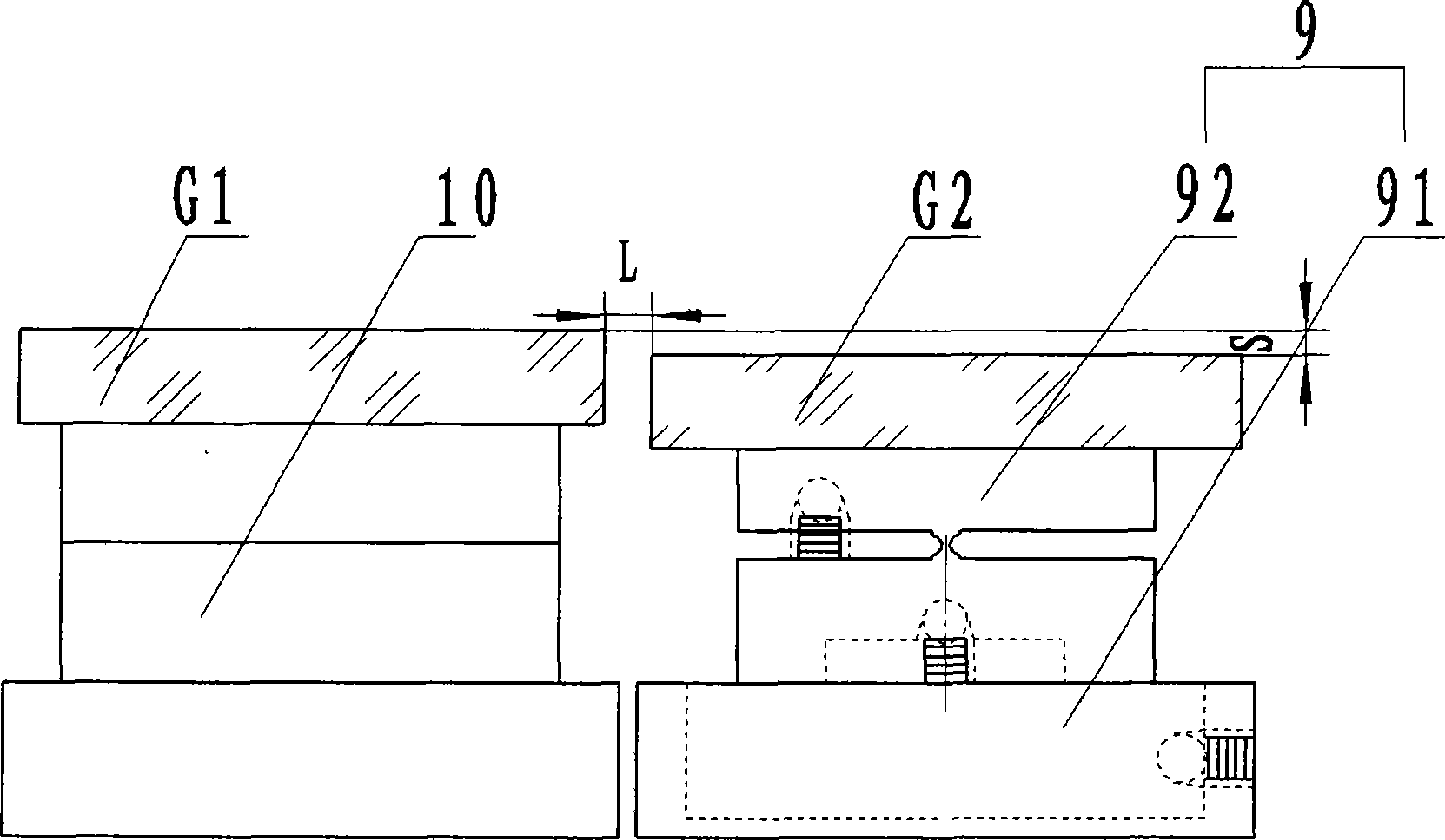 Split pattern displacement deviation monitoring system