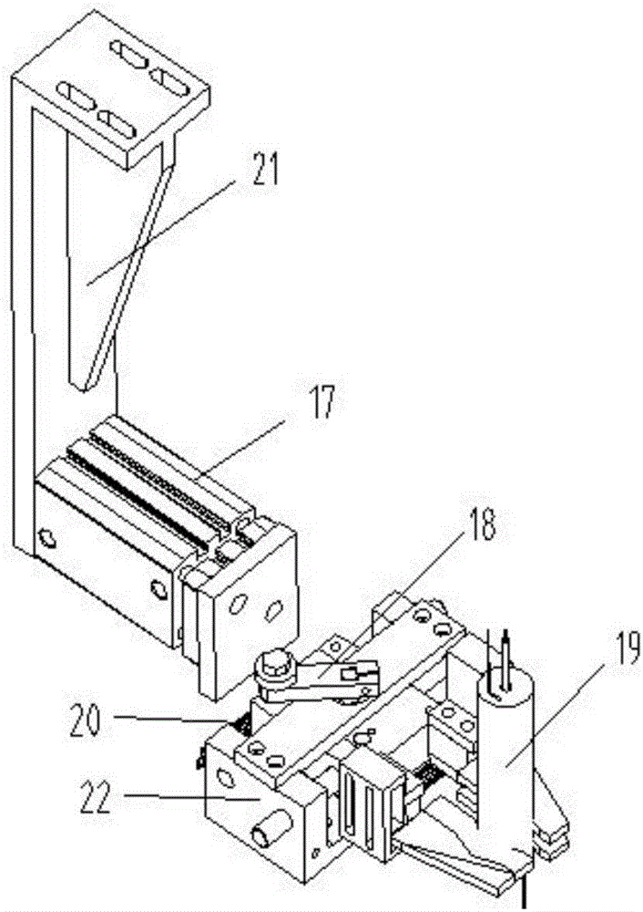 Automatic assembly machine of round capacitor