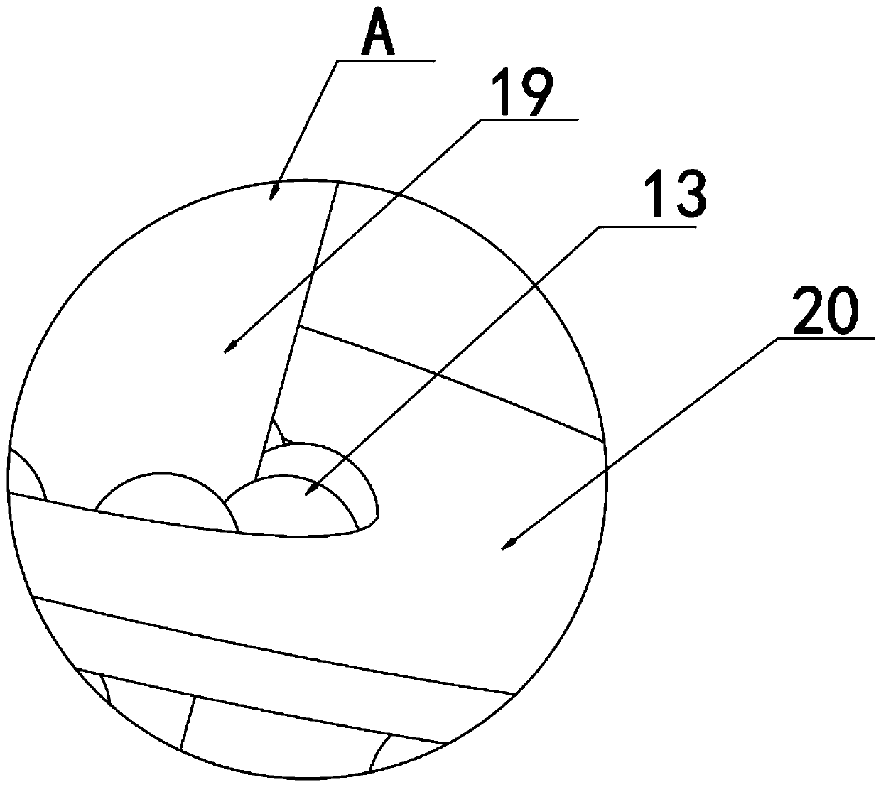 Automatic focusing efficient laser cutting device