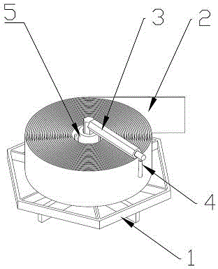 Roll material transport device with material feeding prompt function and use method thereof