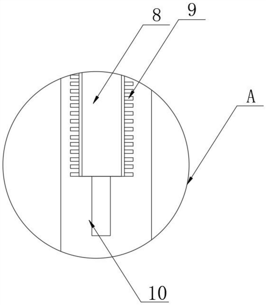 Engine crankshaft cleaning device