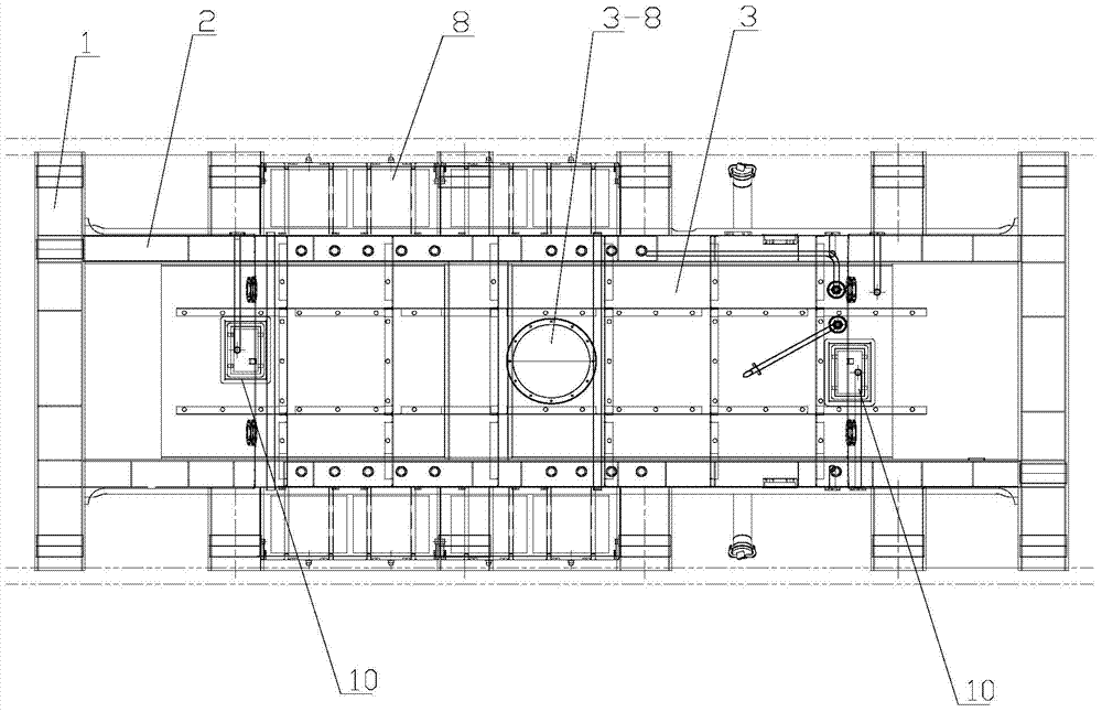 A body-mounted locomotive integral fuel tank structure