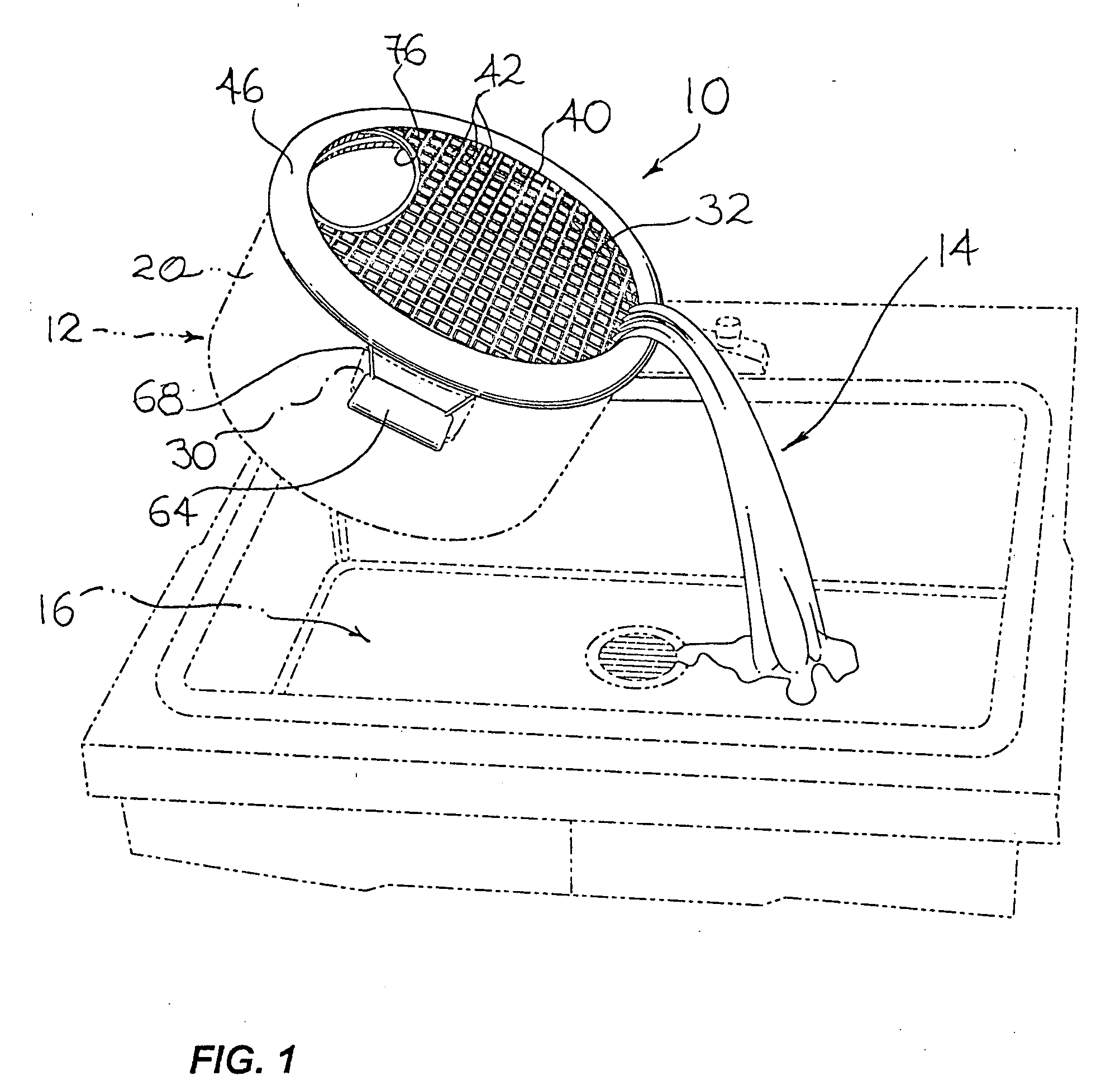 Deformable strainer