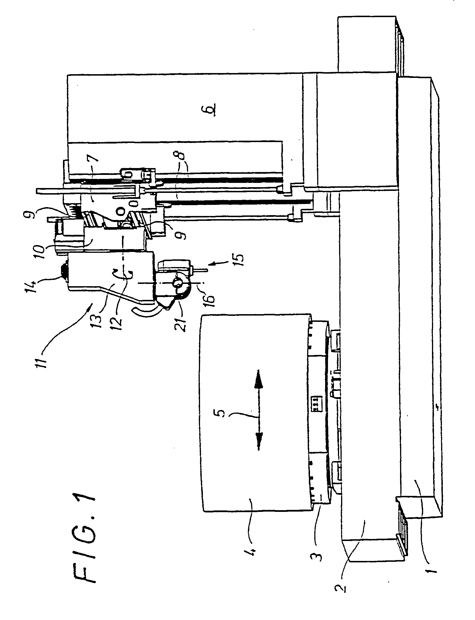 Spindle head for a universal milling machine