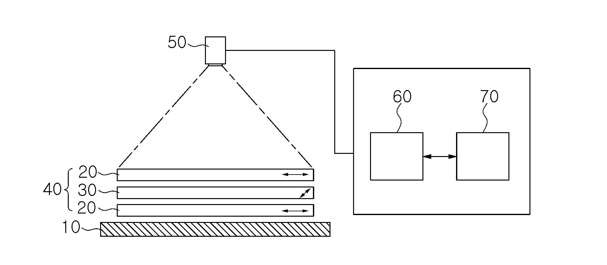 Automatic inspection apparatus for detecting stains on polarizing plate using color difference analysis and inspection method thereof