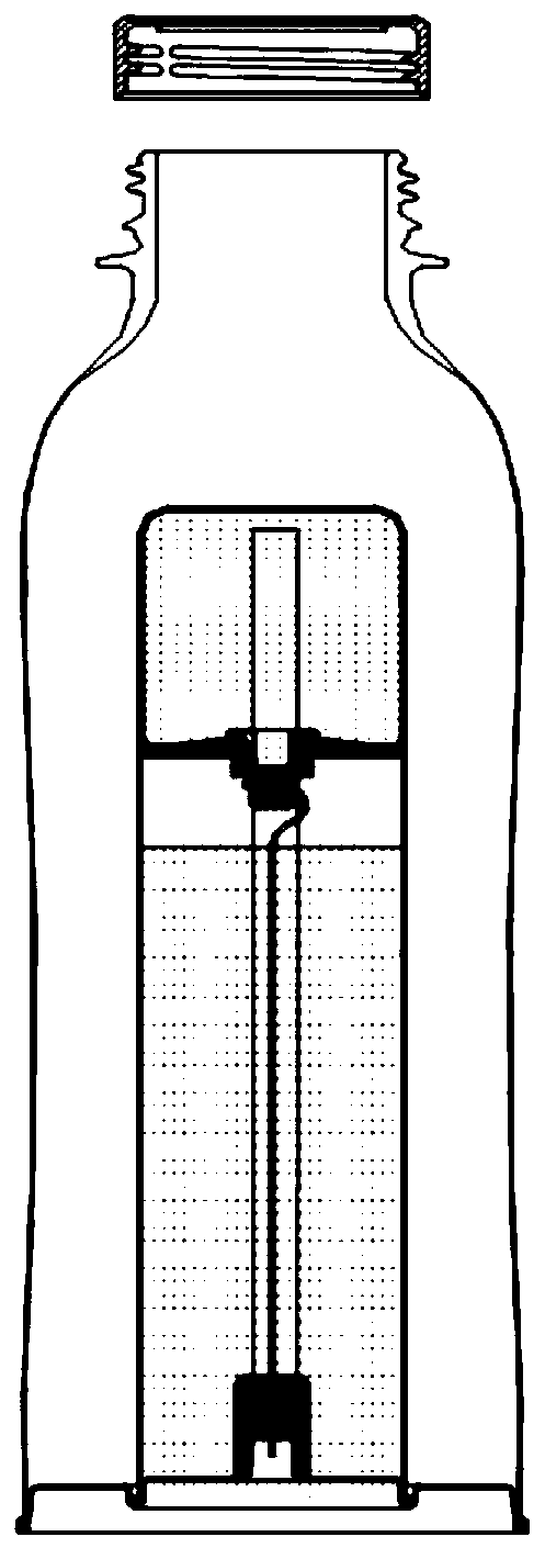 Self-heating assembly and bottle comprising self-heating assembly