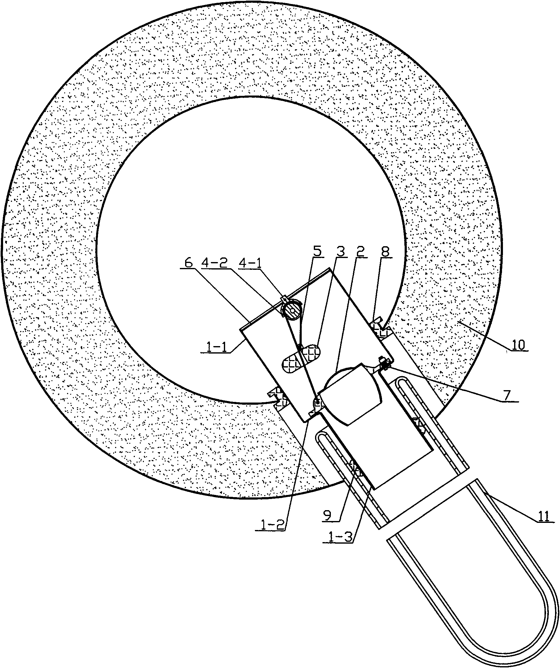 Water leakage automatically protecting device of solar water heater