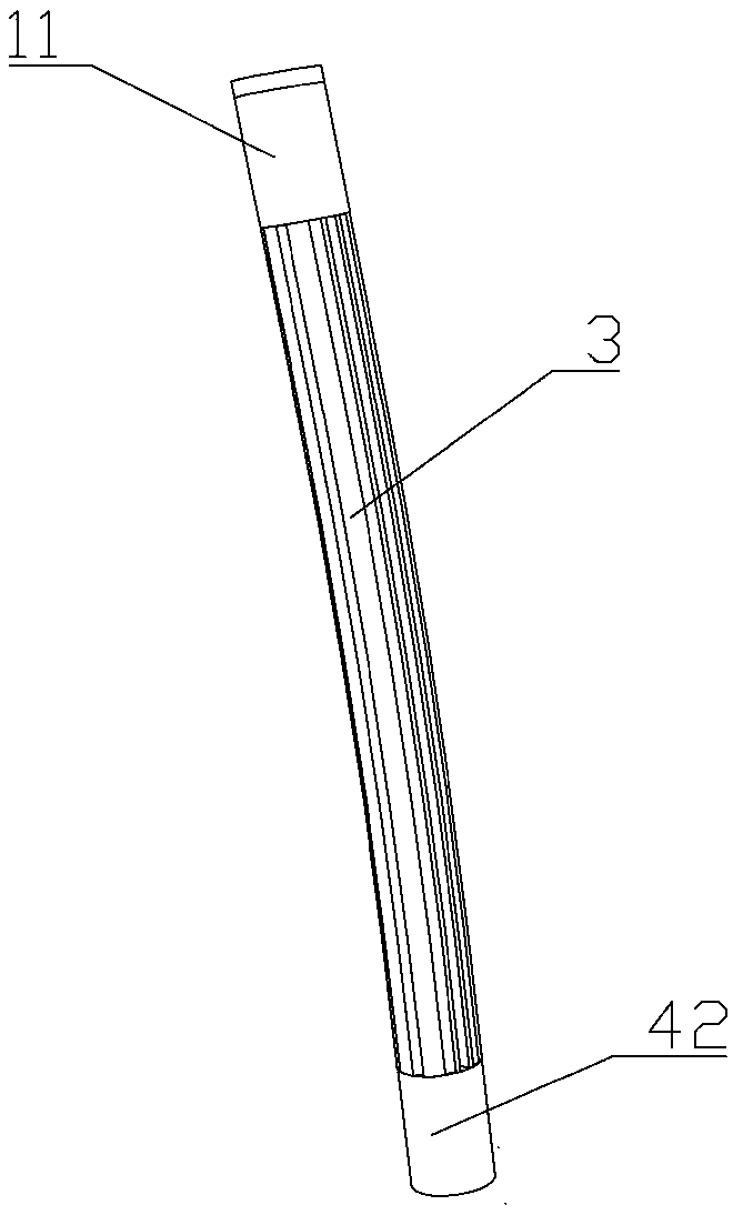 Fixing traction device in bone