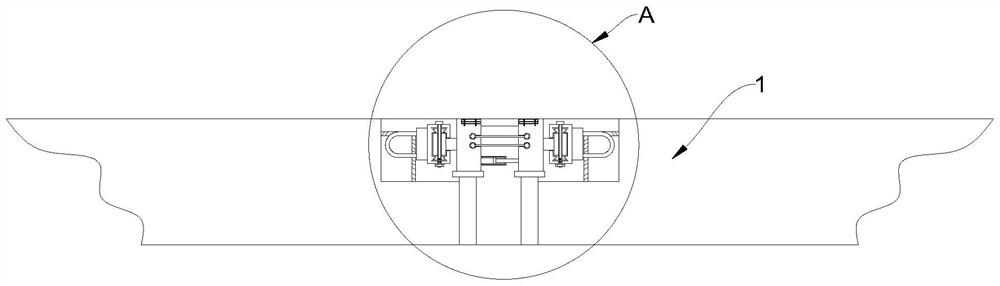 Rapid sealing and reinforcing device and method for highway expansion joint