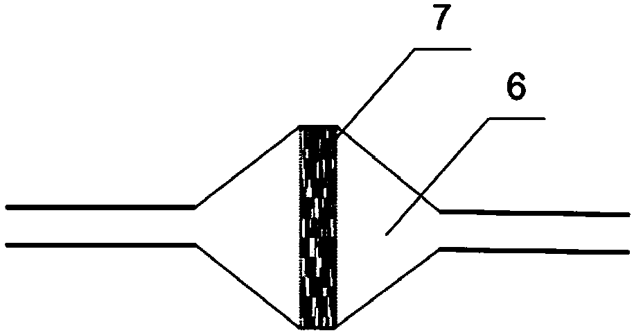 Self-suction oil-water separating device