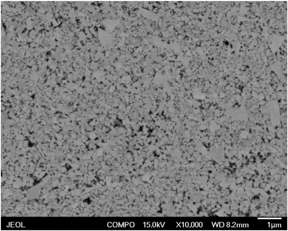 Method of preparing chromium-containing ultrafine WC powder through solid-liquid doping method