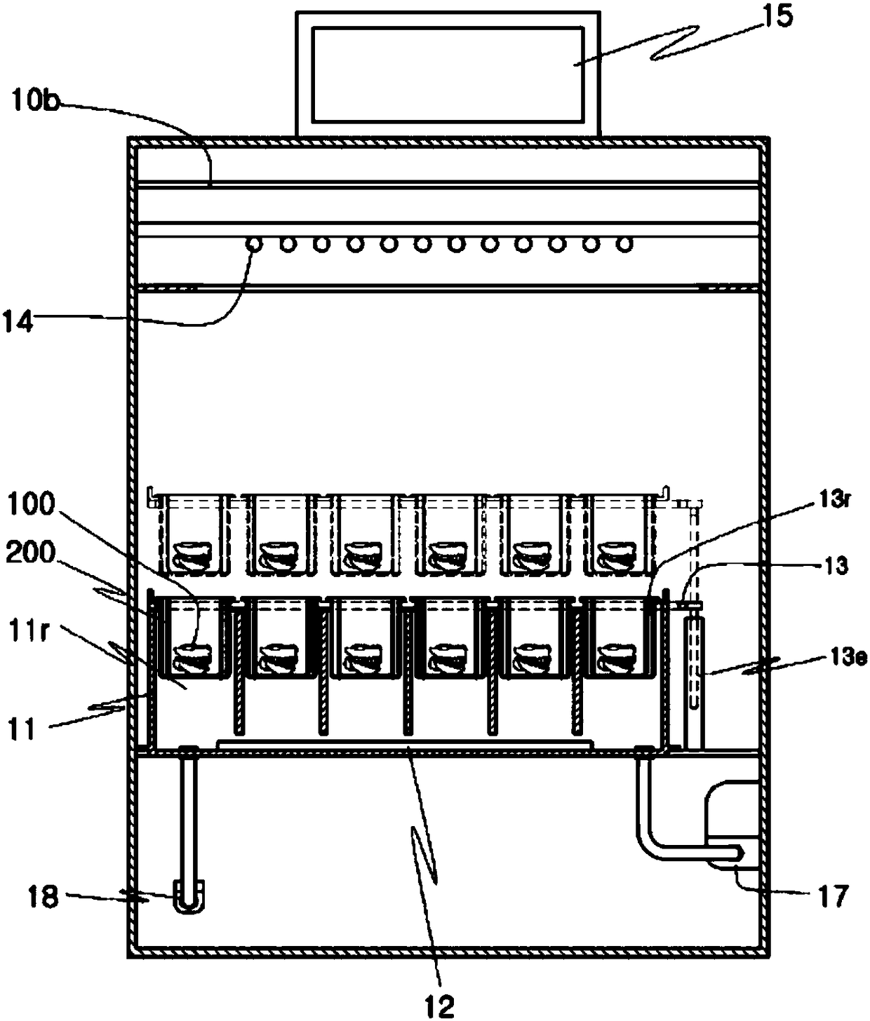 Sterilization and cleaning device for multiple dentures