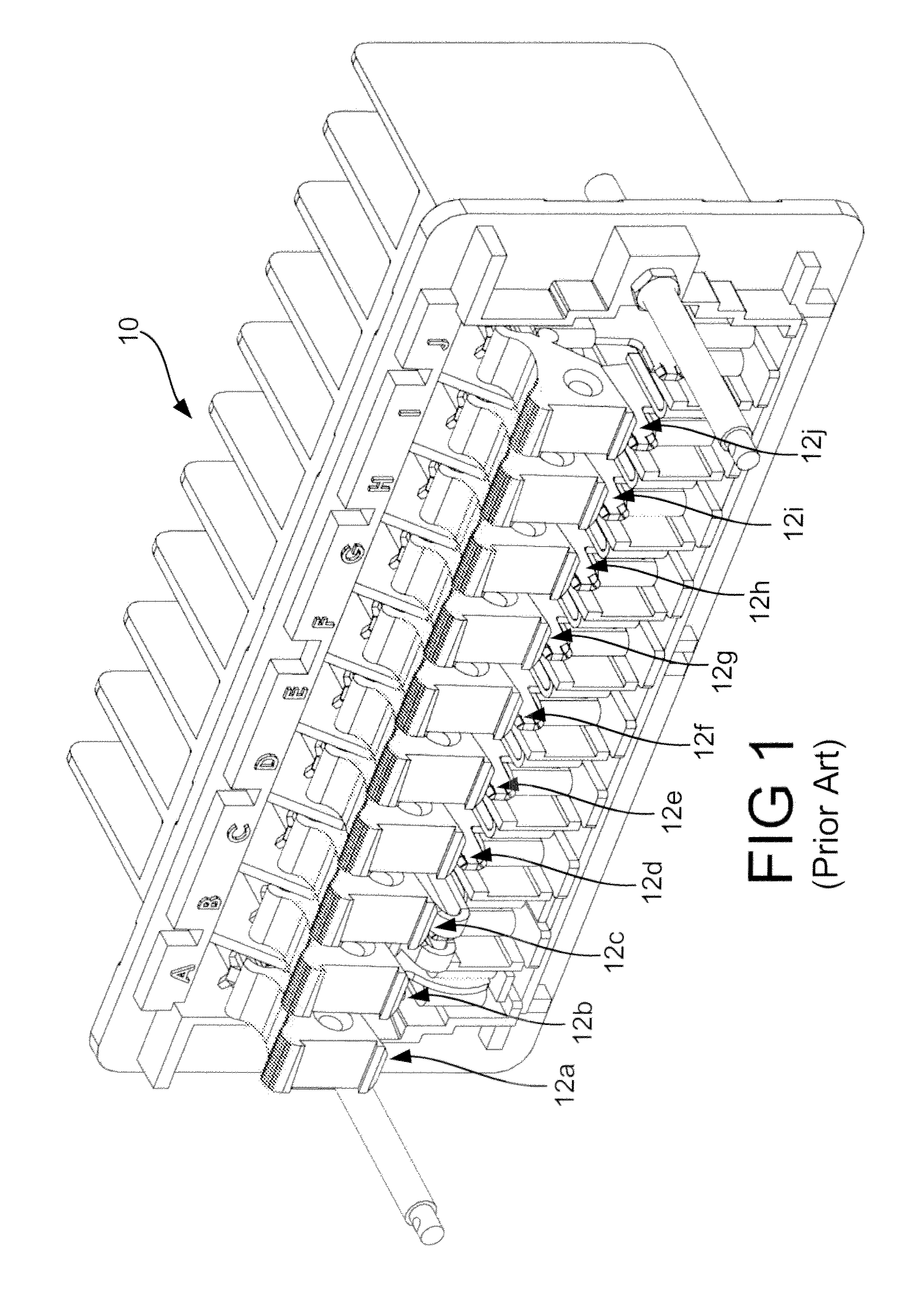 Protective switch with status detection