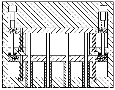 Practical iron plate cutting device for constructional engineering