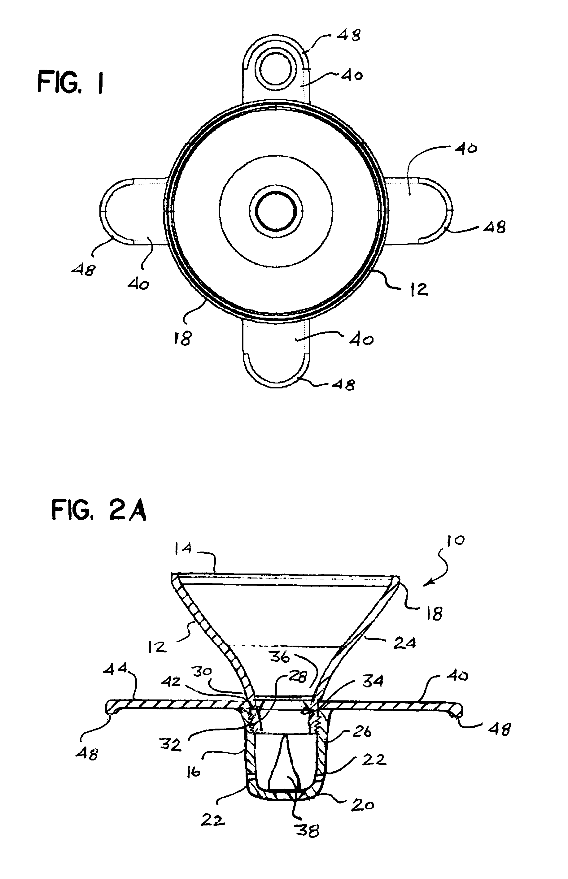 Aerator for pouring wine into a wine glass