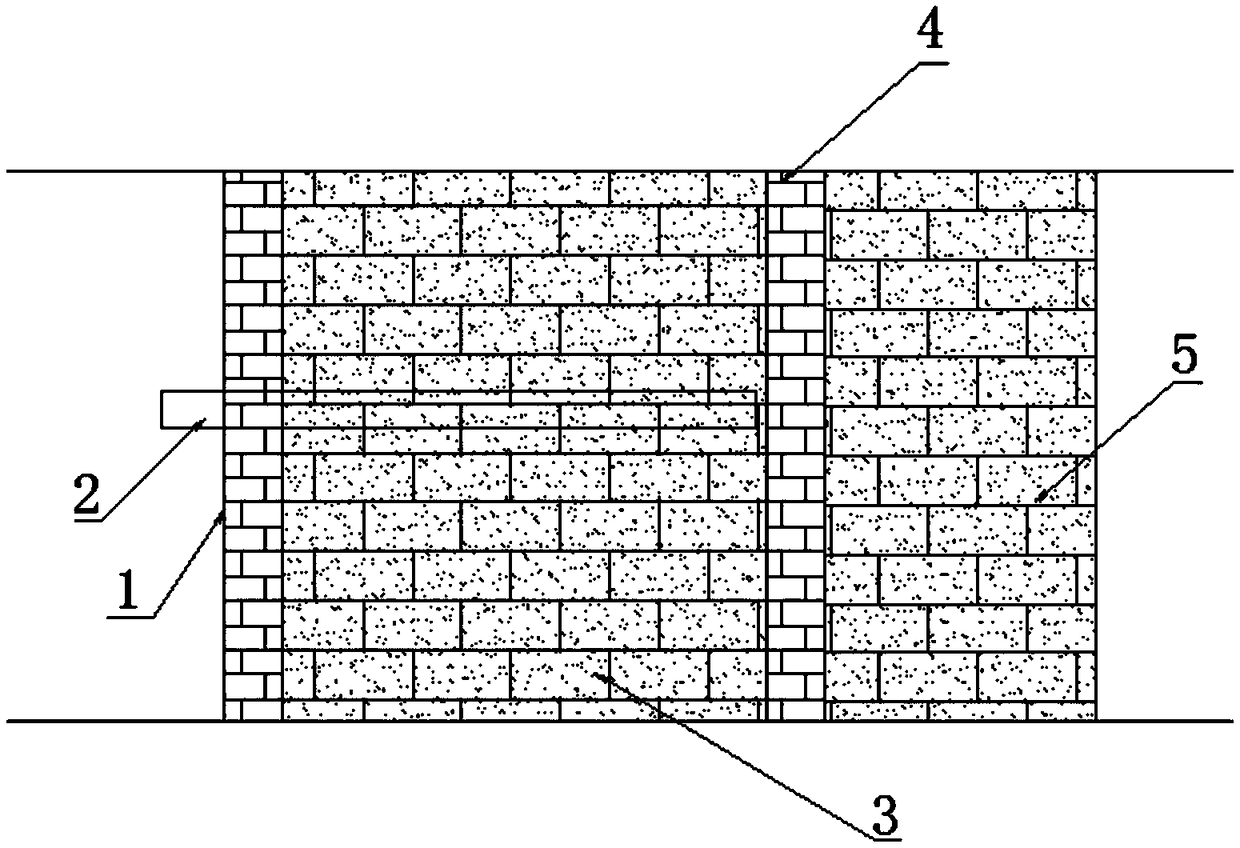 Large hole underground quick blocking method