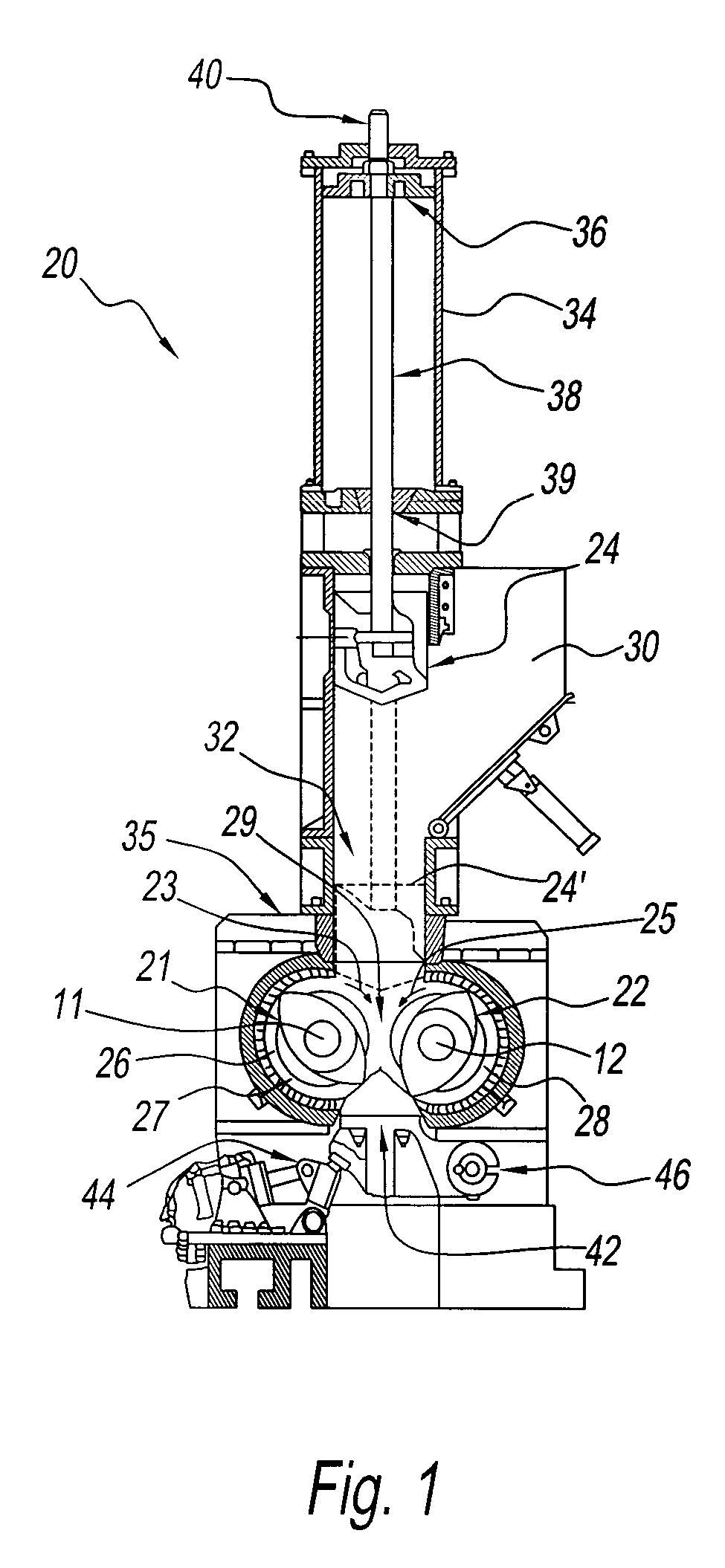 Keel type ram for use in internal batch mixers with tangential rotors