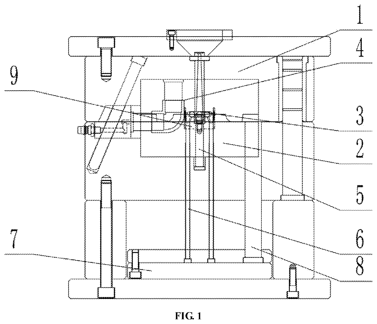 Injection Mold Capable of Planing and Cutting Gates in Inside Thereof and Planing and Cutting Method