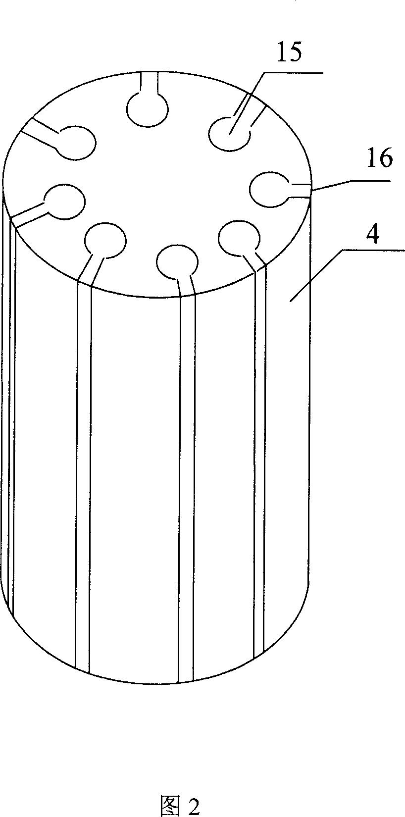 Multi-pipe composite reacting apparatus