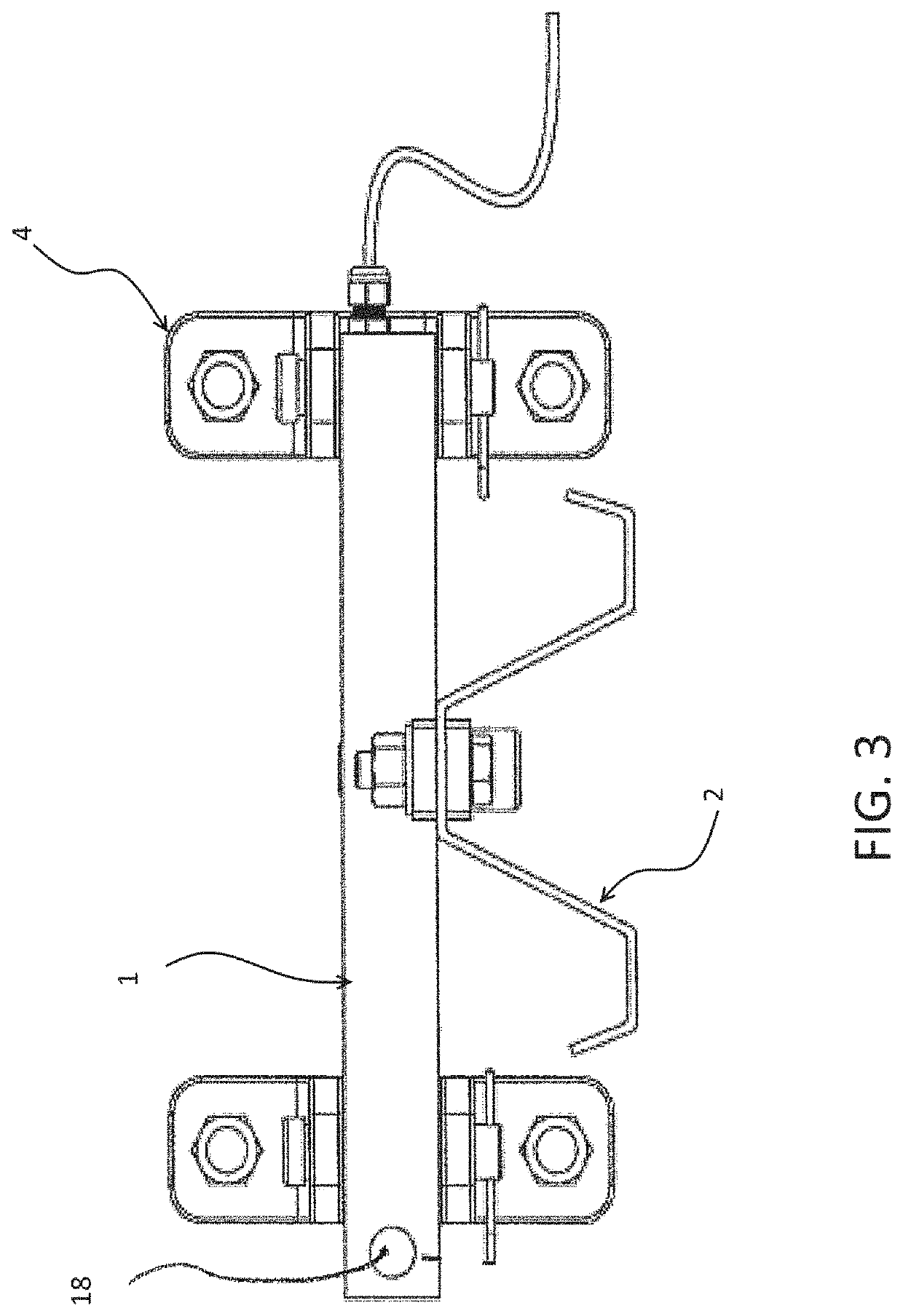 Method and apparatus to monitor a reservoir or a structure