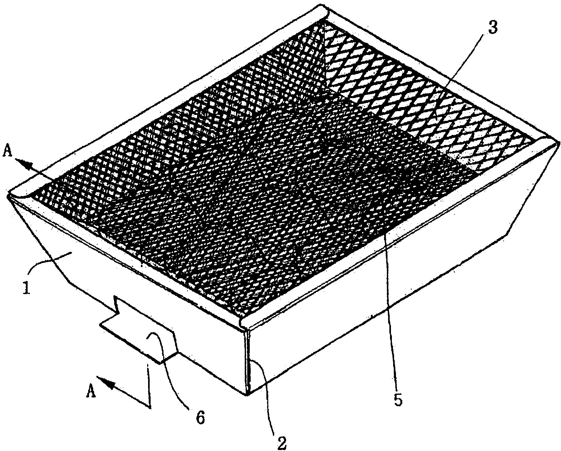 Portable charcoal grill