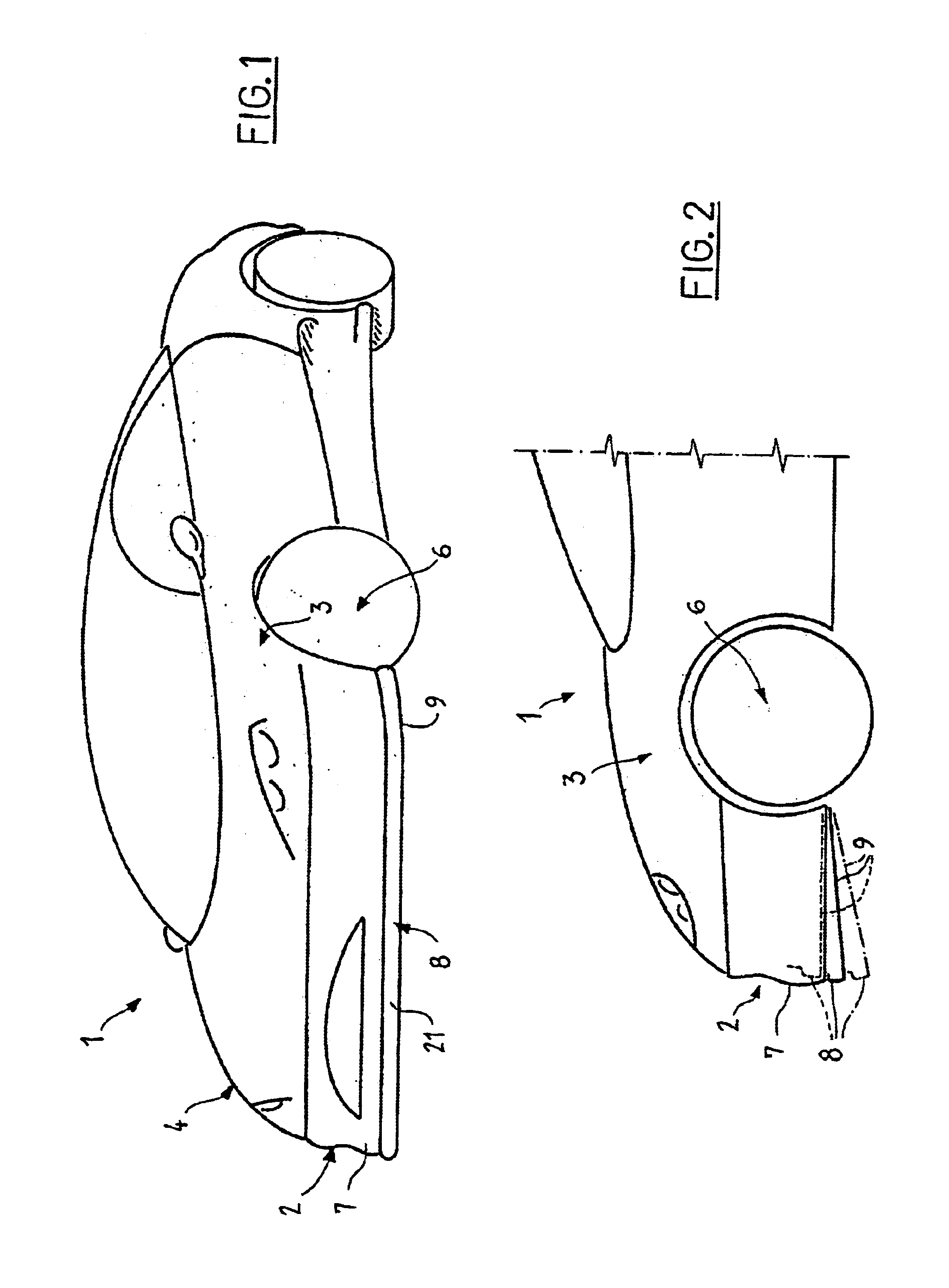 Vehicle bumper including a spoiler hinged between three positions of stable equilibrium