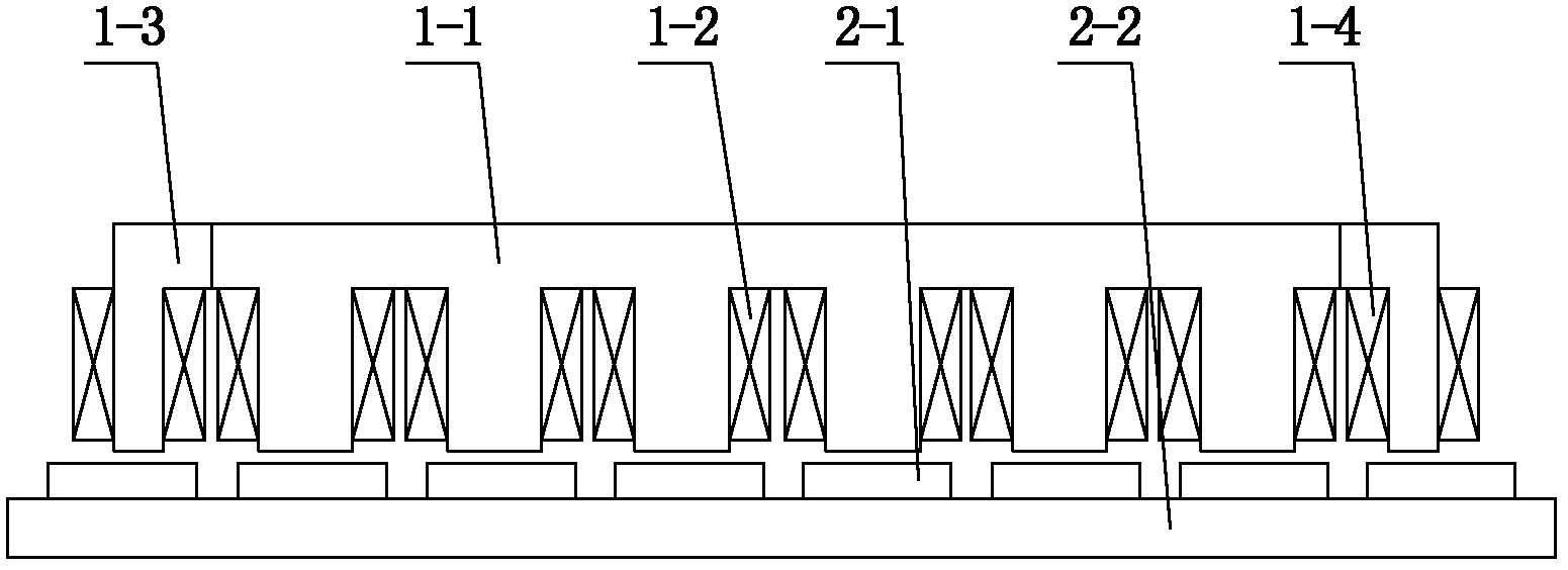 Thrust fluctuation active compensation type linear permanent magnet synchronous motor