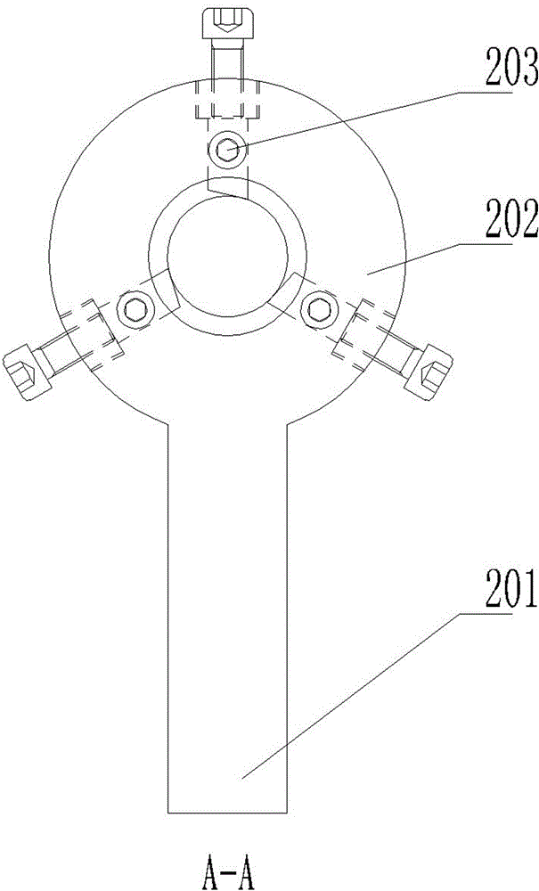 Device for machining slender shaft