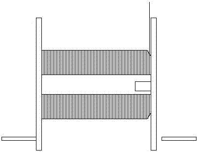 Automatic wire arrangement compensation device for stainless steel wires