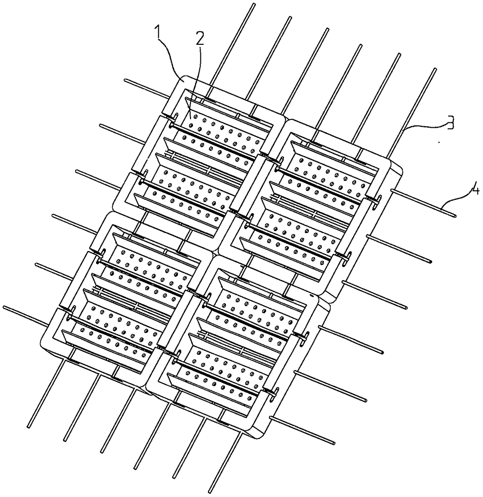 Reinforcing structure for slope protection of geotechnical engineering