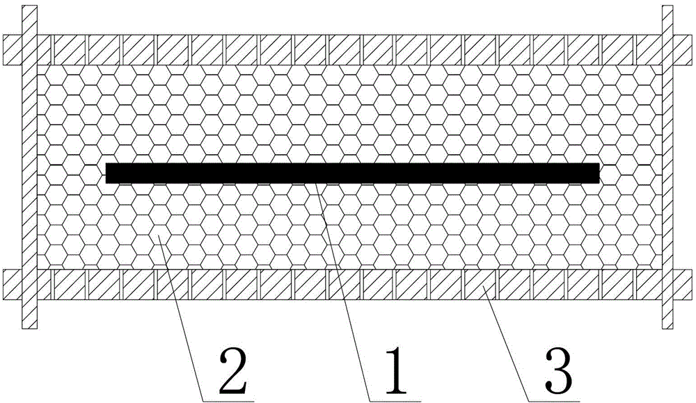 Support-free perforated metal film preparation method