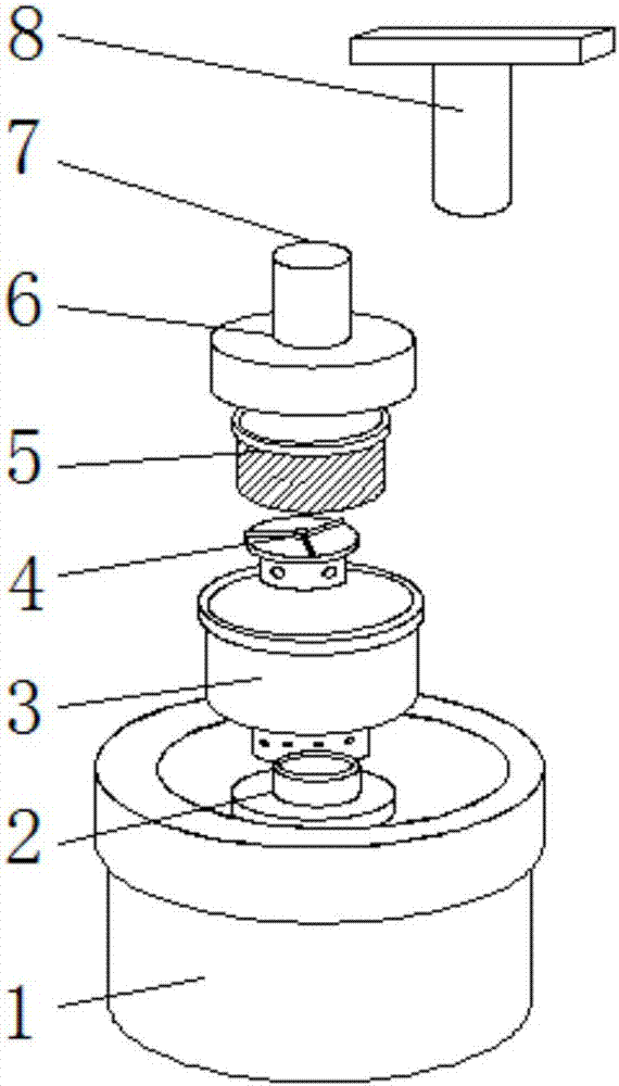 Juice squeezing device