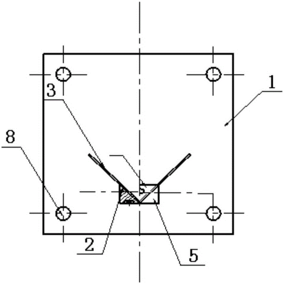 A reference device for railway freight car detection and its arrangement method