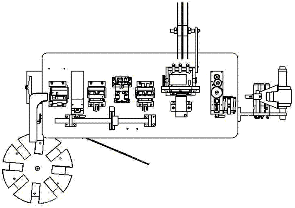 Efficient alcohol pad packer for finger-protective alcohol pad production