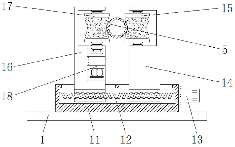 Robot spraying equipment capable of pretreating spraying surface