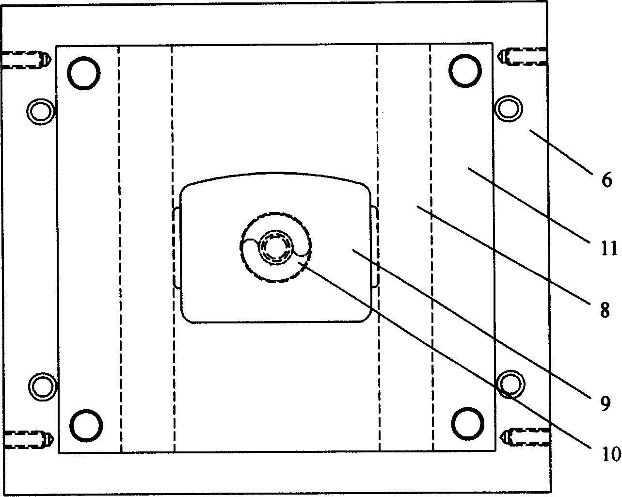 Unsymmetrical stretching forming mould capable of inducing plate material to rebound