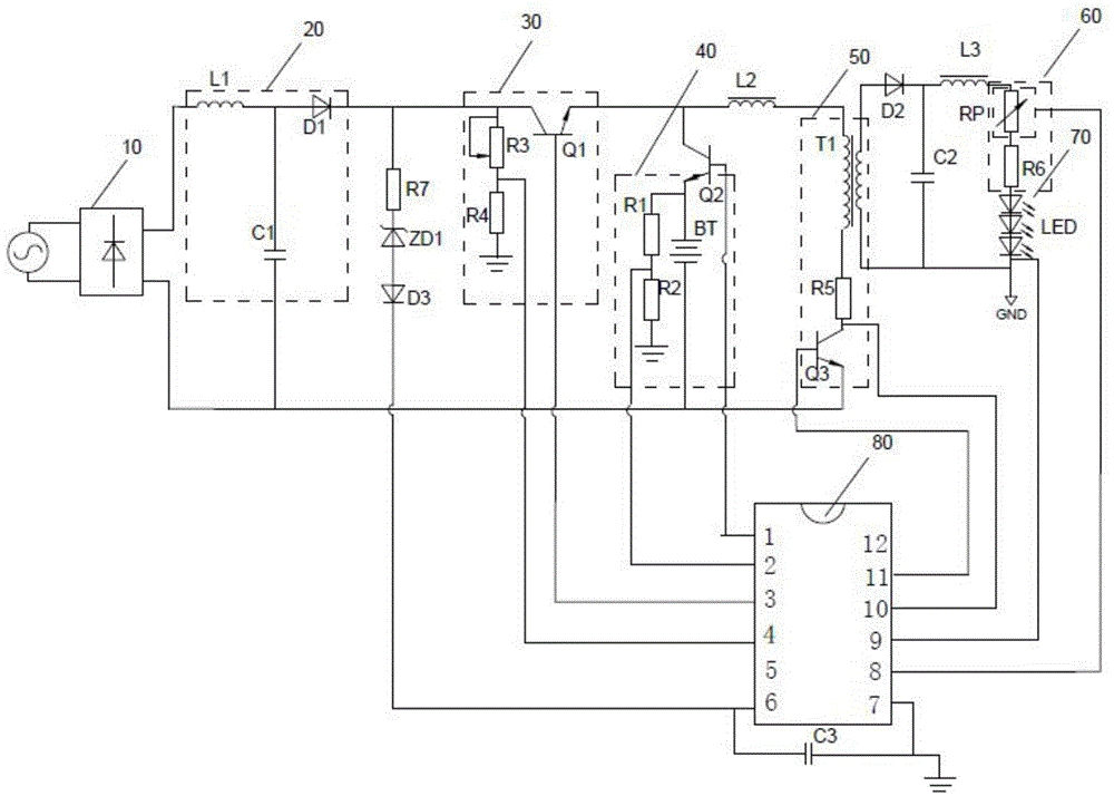 Constant current-compensating solar LED street lamp