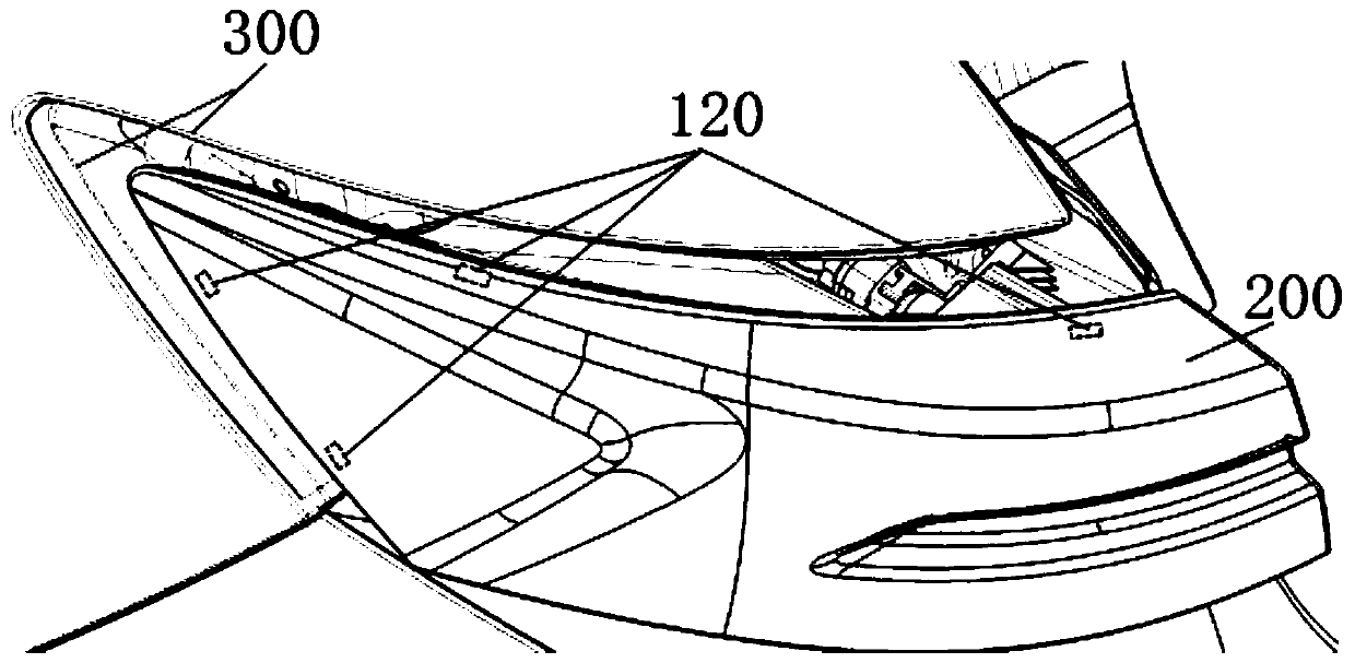 Reinforcing structure for vehicle tail light preventing vehicle body interference and manufacturing method thereof