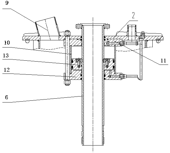 Pneumatic compacting self locking type oil tank gas recycling and sealing device arranged on top of train