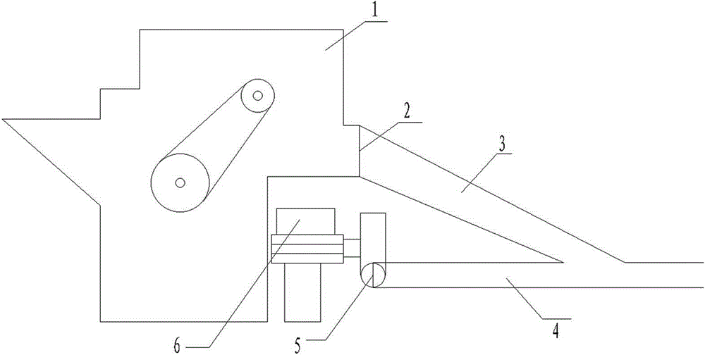 Conveying device of fluff feeder