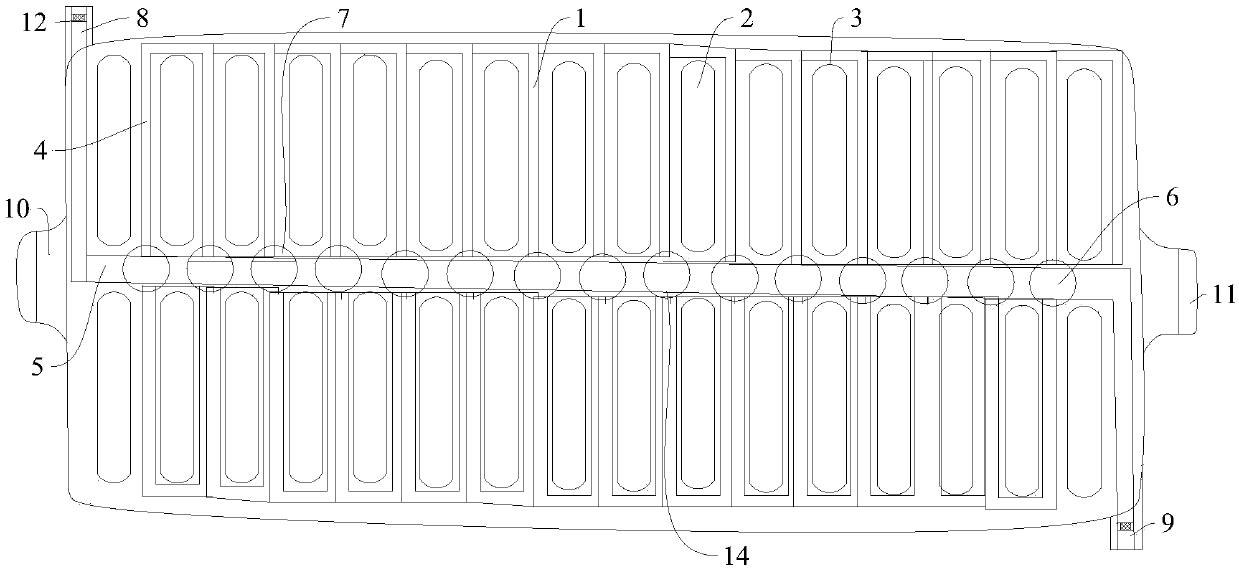 Vehicle-mounted condenser end plate with built-in adjustable runner