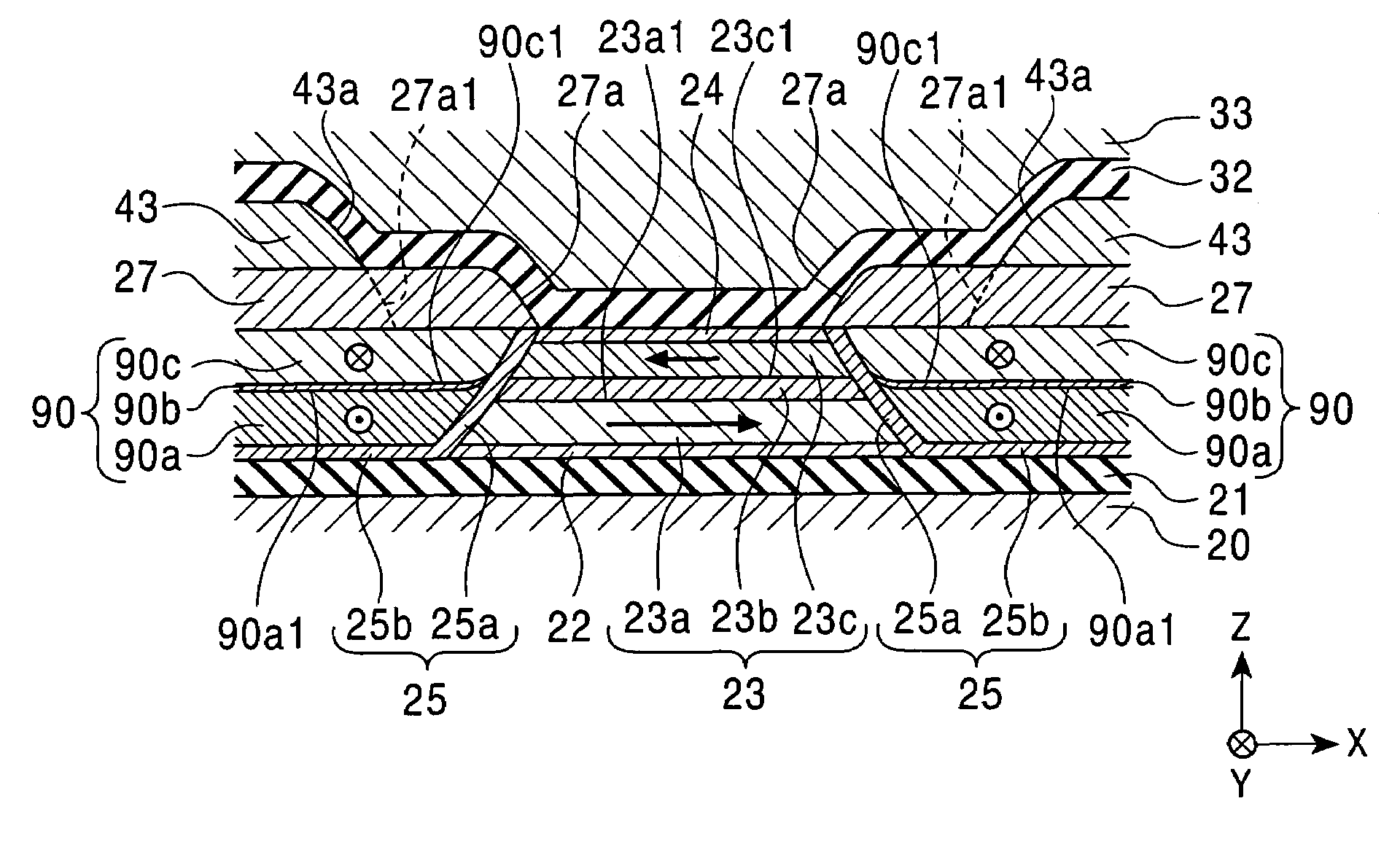 Magnetic detecting element having pinned magnetic layers disposed on both sides of free magnetic layer