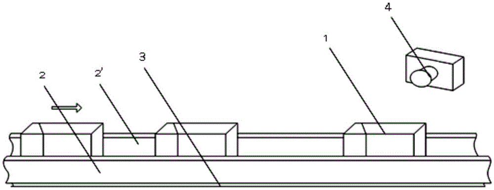 Device and method for detecting and removing deformed cigarette packs, and cigarette pack conveying equipment