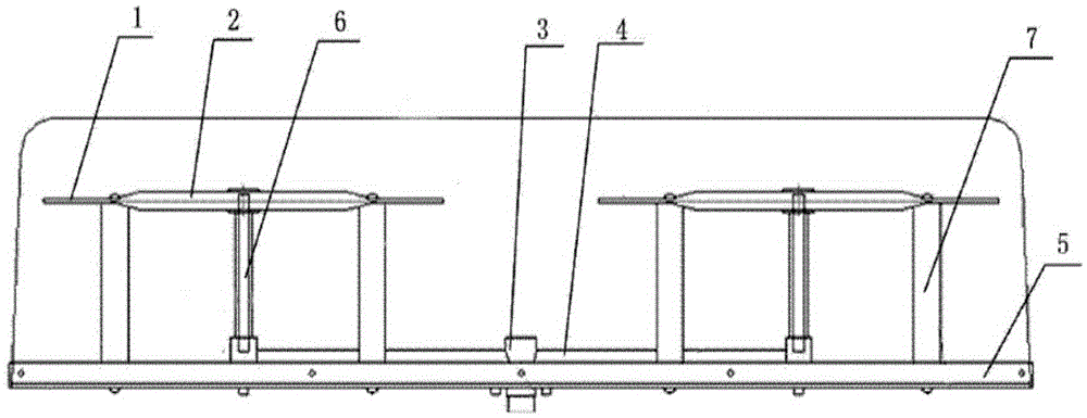 Full-band television transmitting antenna based on rhombic oscillators