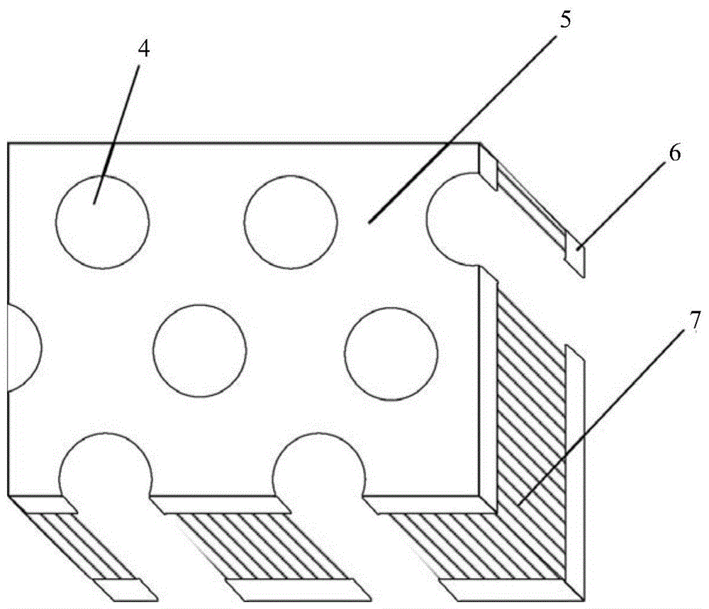 A Neutron Poison Sandwich Structure with Open Pores in a Continuous Dissolver